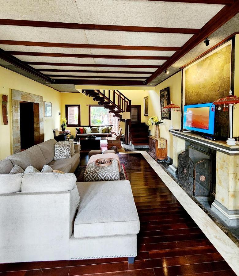 Balinese Villa In Берастаги Экстерьер фото